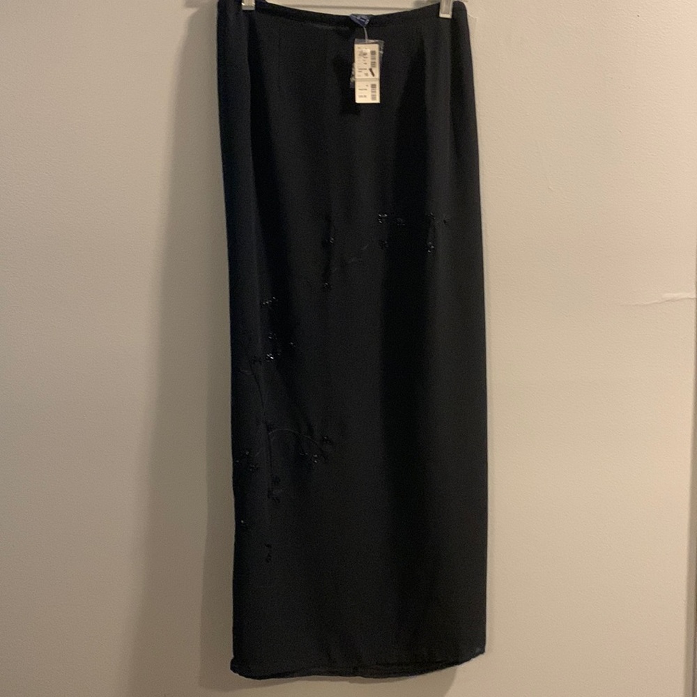 New Skirt Venezia. Size 18. Black Embroidered with Sequins